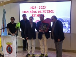 Exposición 100 Años de Futbol en Mula